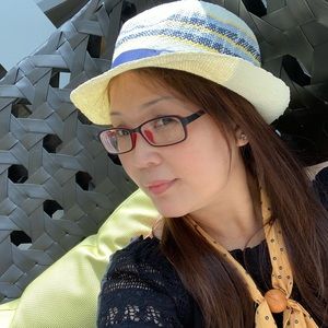 Meet your Posher, Xiaohong